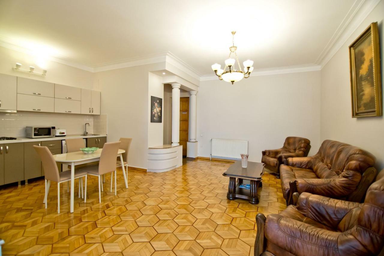 Seaside Luxury Apartment Batumi Eksteriør bilde